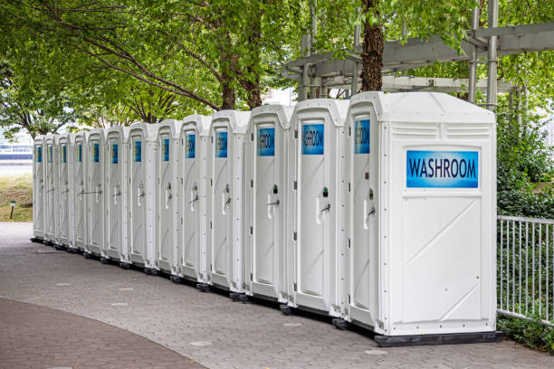 Porta potty delivery and setup in Jefferson, LA